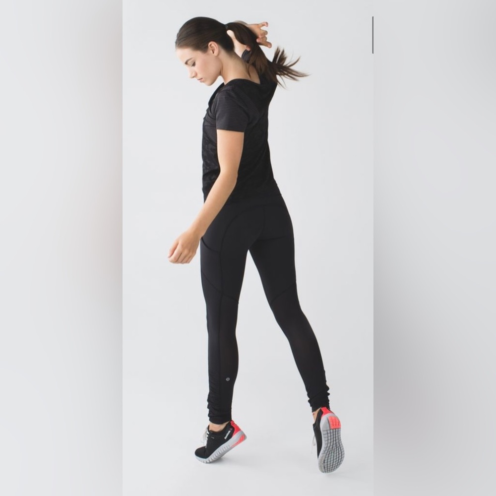 Lululemon Speed Tight III (Mesh) - Picture 3 of 7